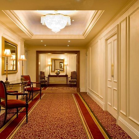 ניוברידג' The Keadeen Hotel מראה חיצוני תמונה