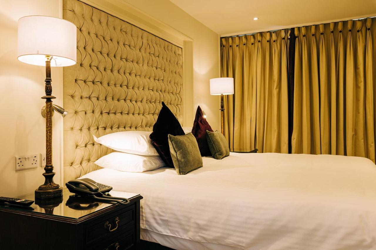 ניוברידג' The Keadeen Hotel מראה חיצוני תמונה