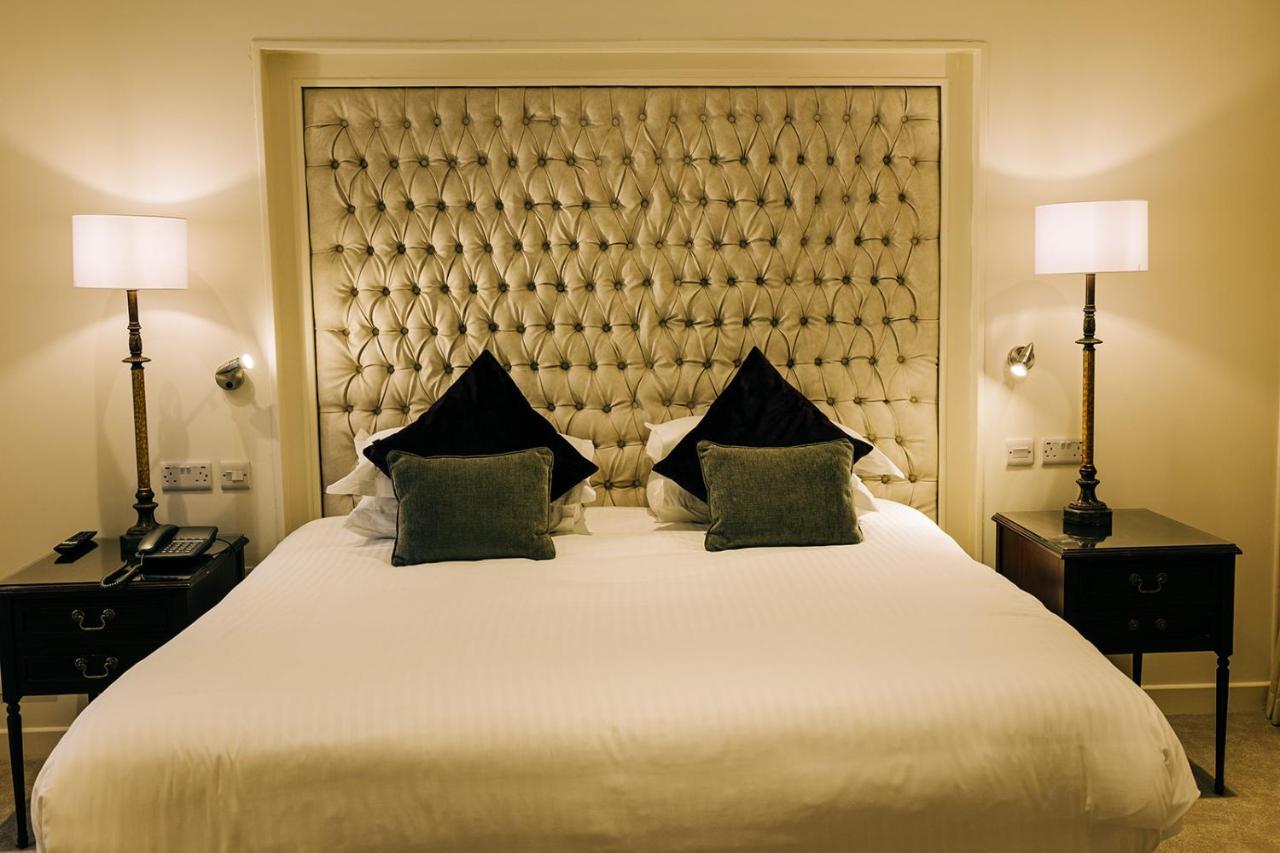 ניוברידג' The Keadeen Hotel מראה חיצוני תמונה